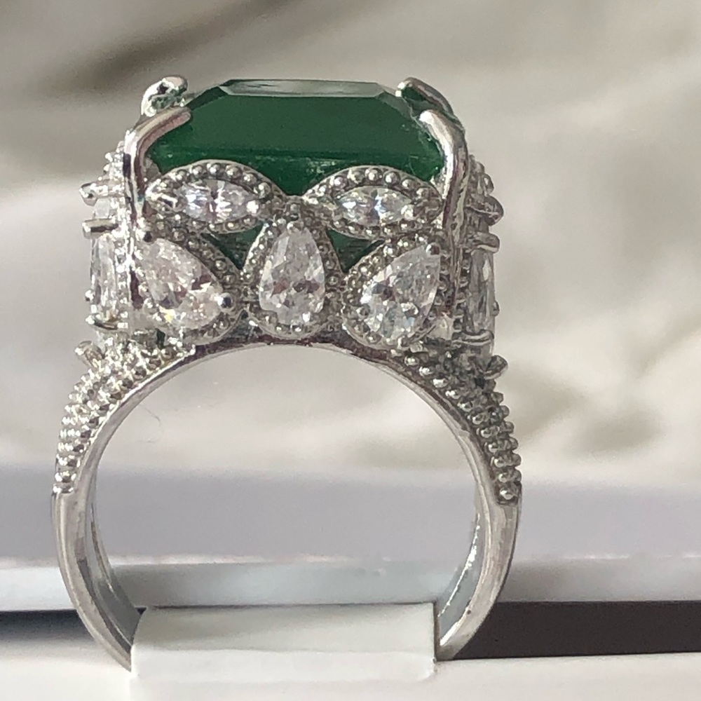 Elegant 925 Sterling Silver plated Cocktail Ring